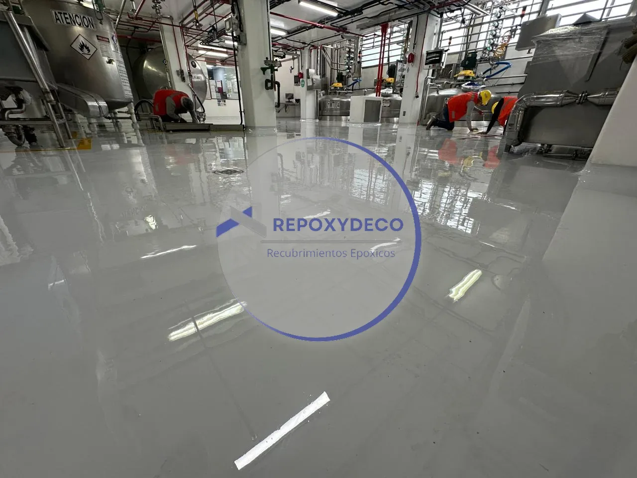 Autonivelante epóxico aplicado por REPOXYDECO
