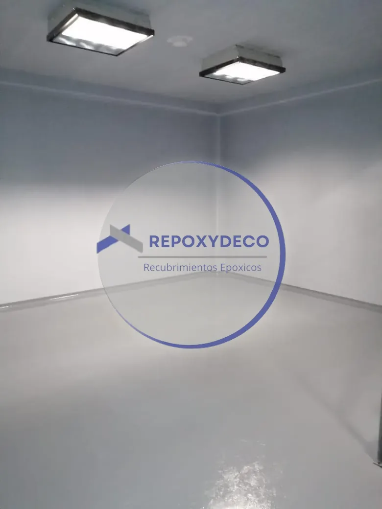 Sistemas asépticos en muros aplicado por REPOXYDECO