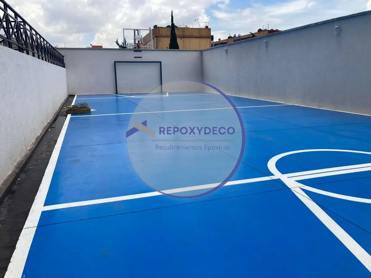 Piso de poliuretano aplicado por REPOXYDECO